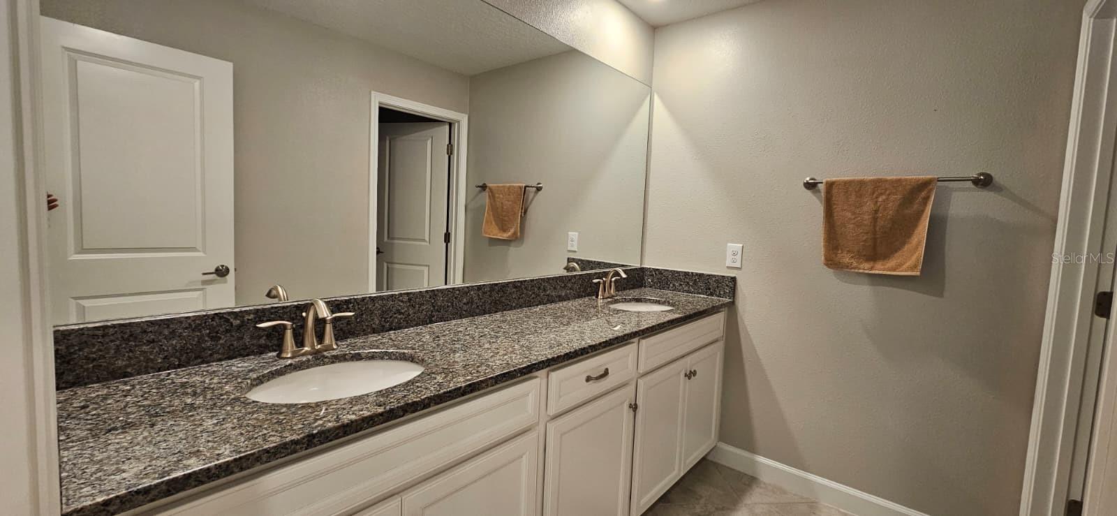 Image 29 of 34 For 6220 Windship Court