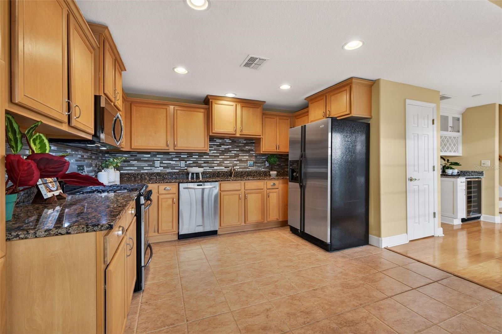 Image 13 of 47 For 603 24th Avenue N