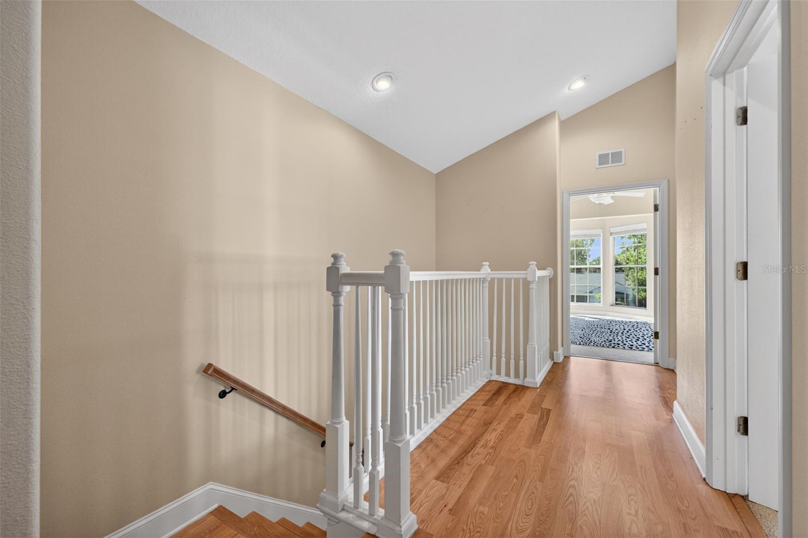 Image 20 of 47 For 603 24th Avenue N