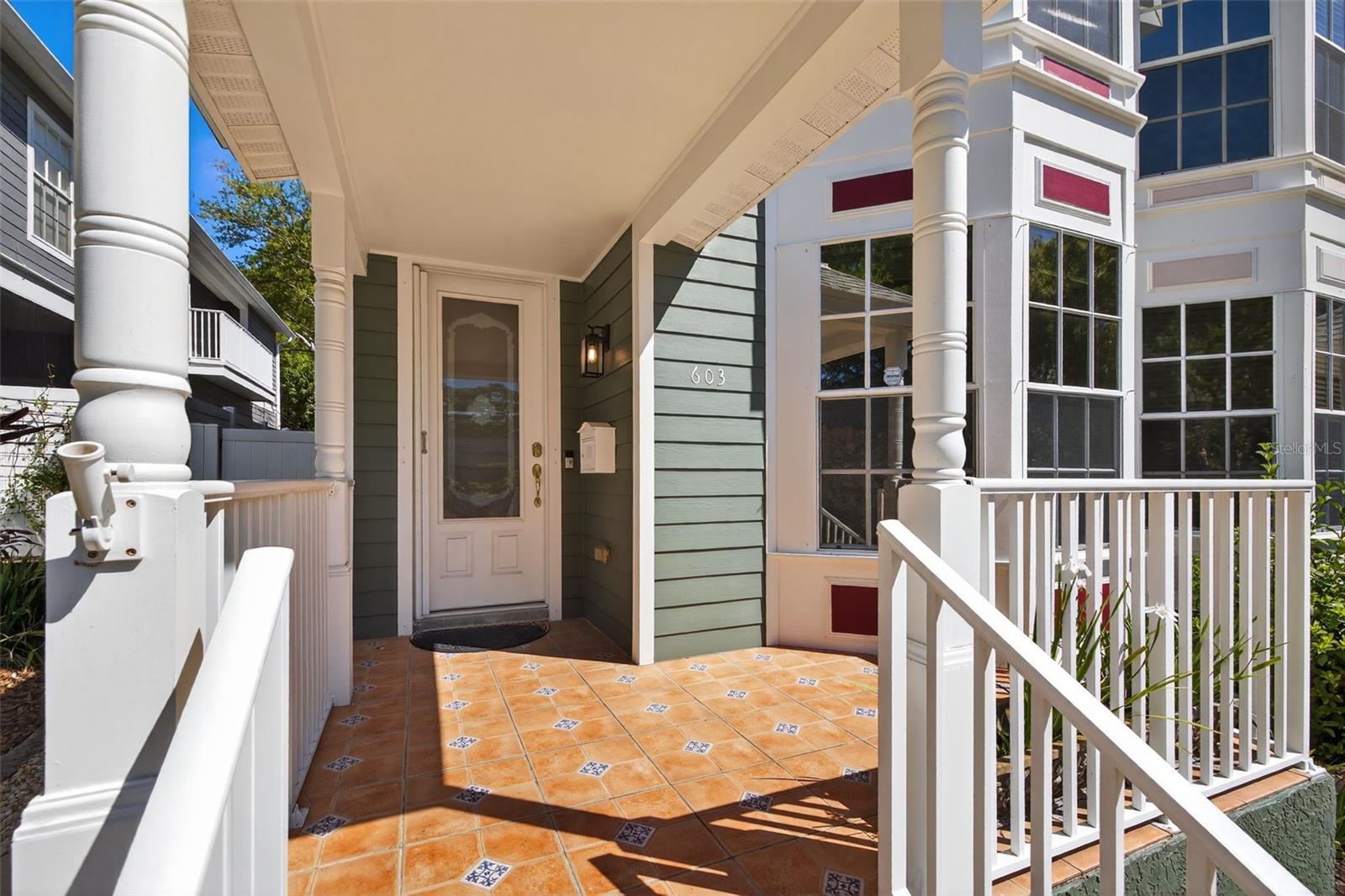 Image 4 of 47 For 603 24th Avenue N