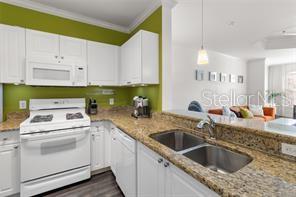 Image 7 of 35 For 2732 Via Murano  534