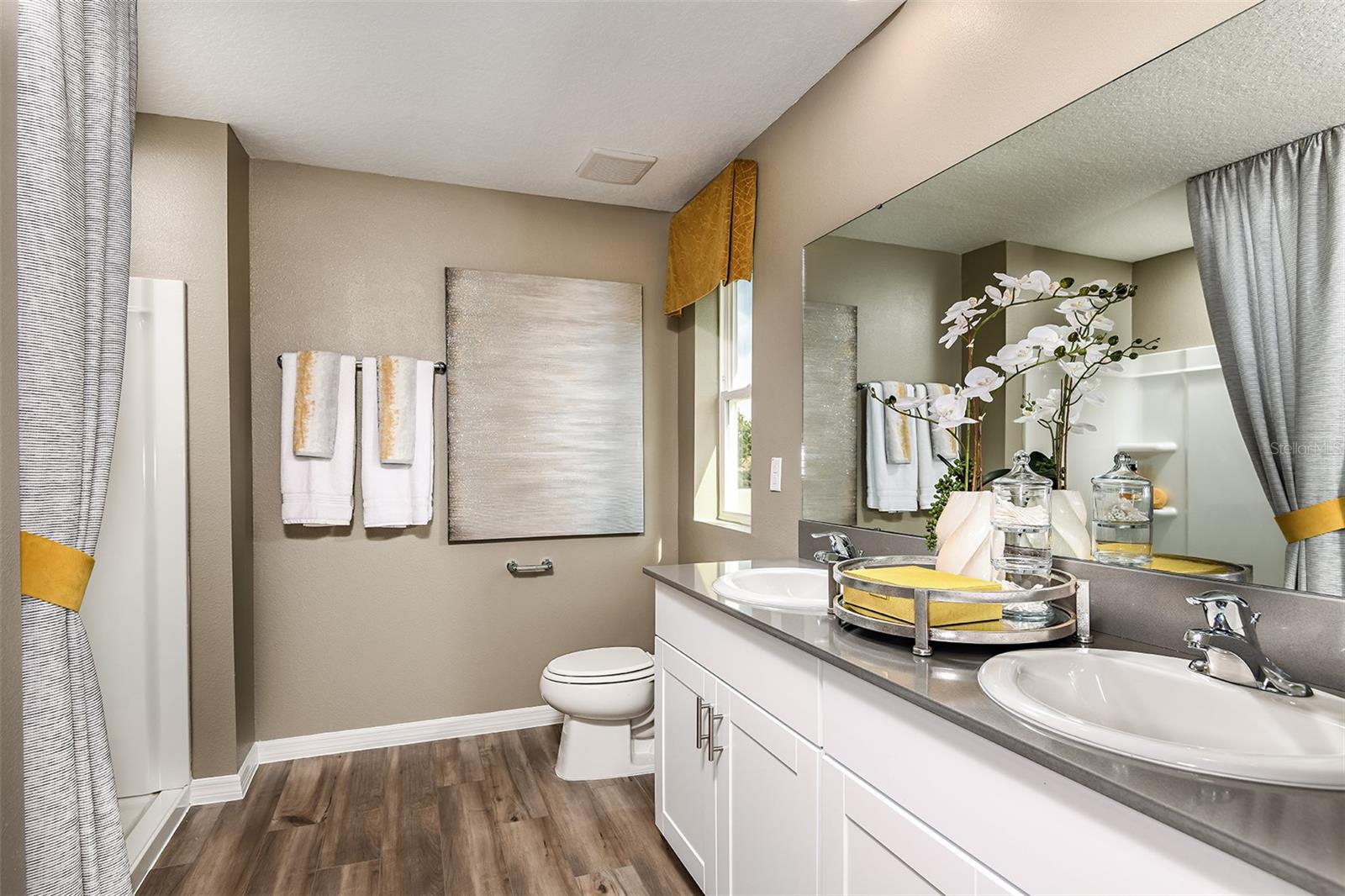 Image 13 of 28 For 4174 Gerbera Daisy Lane