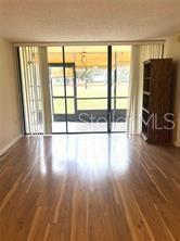 Image 10 of 19 For 800 Cove Cay Drive 1f