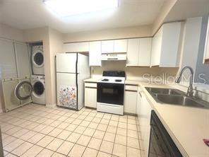 Image 13 of 19 For 800 Cove Cay Drive 1f