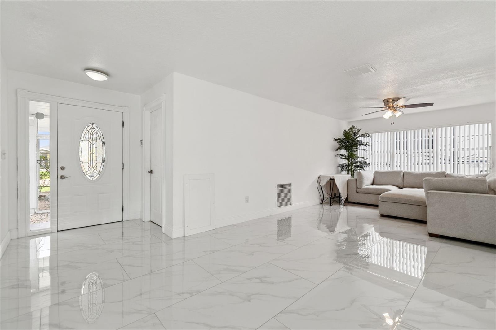 Image 12 of 35 For 5803 Tampa Shores Boulevard