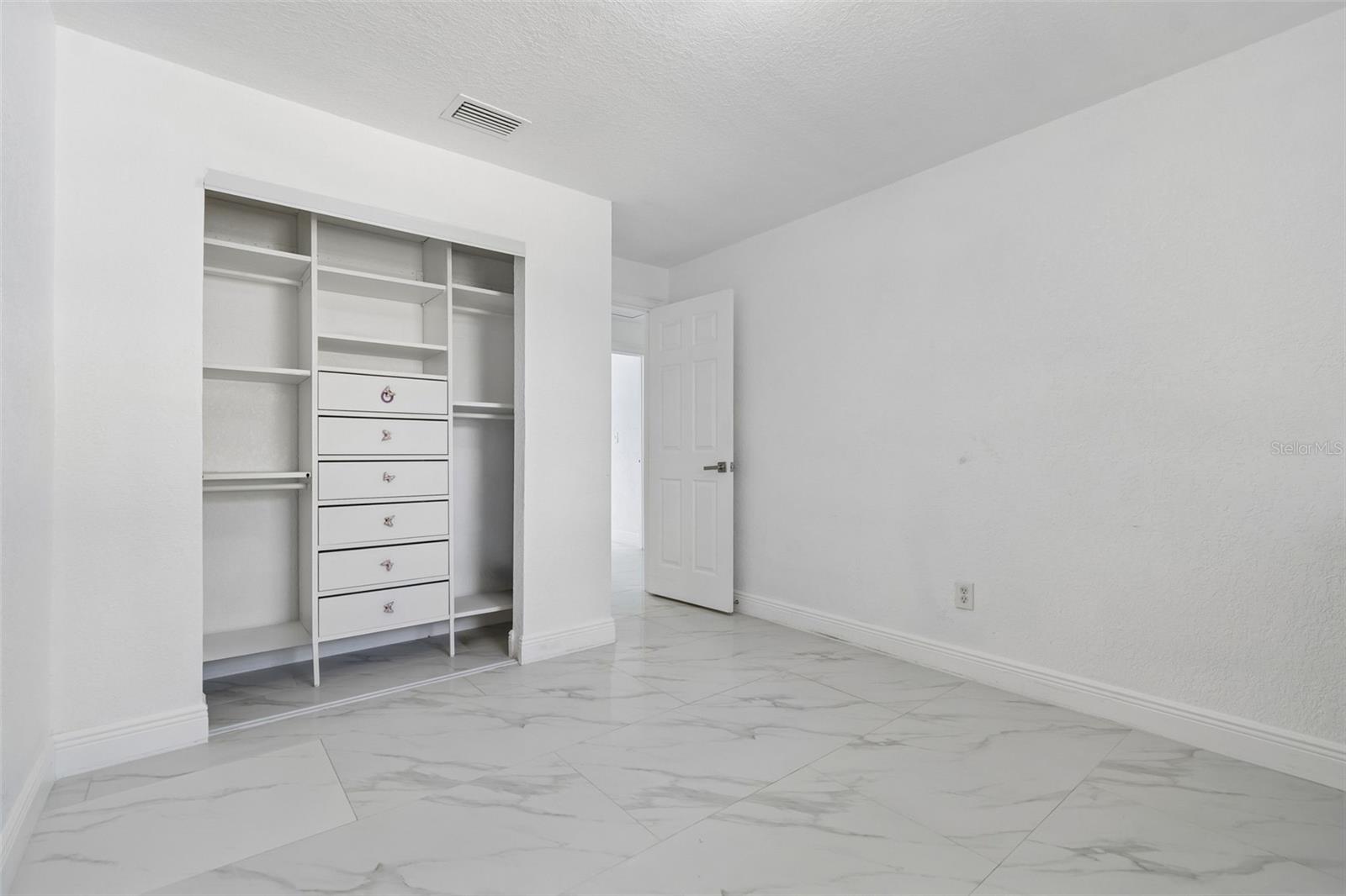 Image 22 of 35 For 5803 Tampa Shores Boulevard