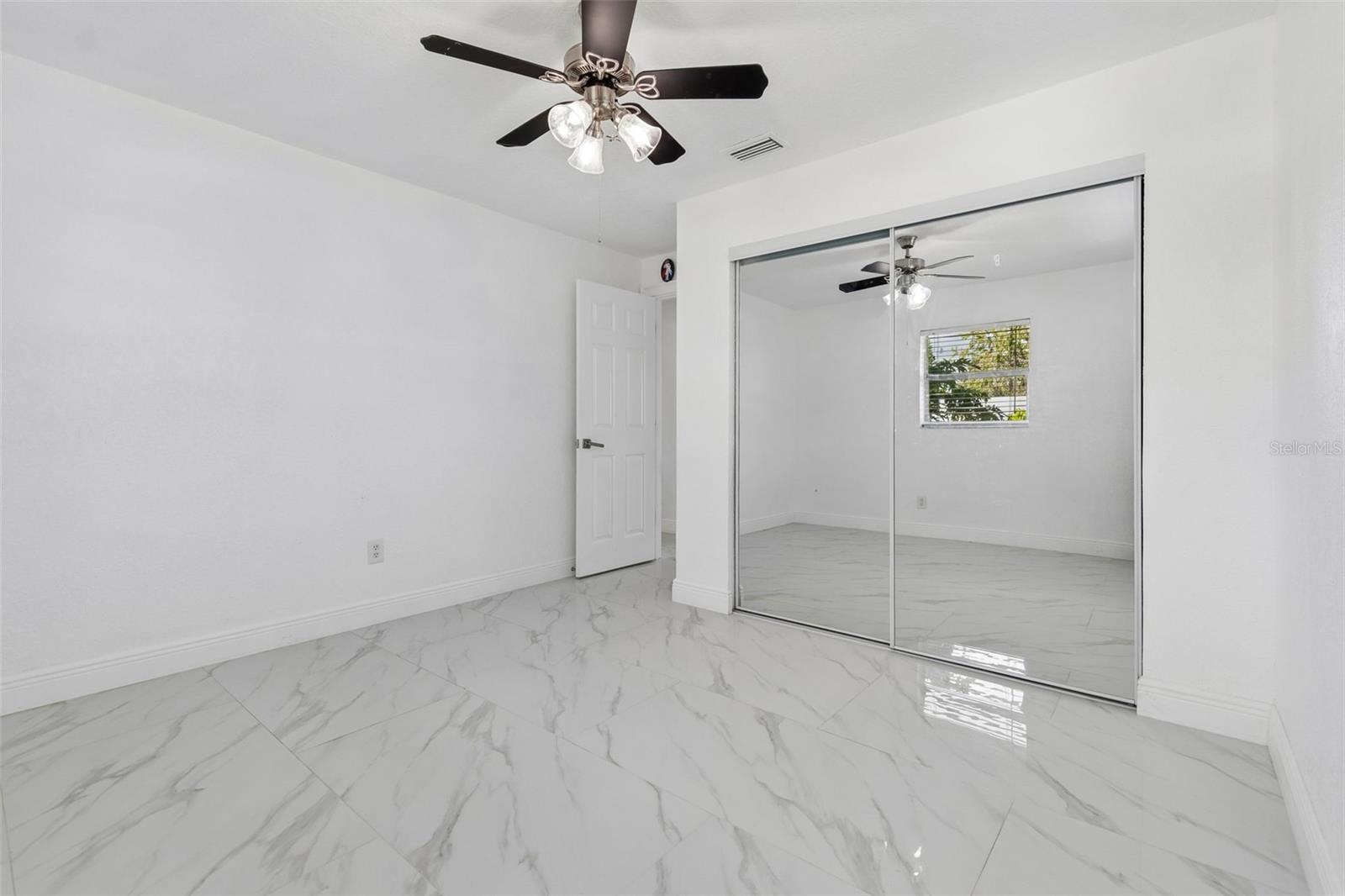 Image 24 of 35 For 5803 Tampa Shores Boulevard