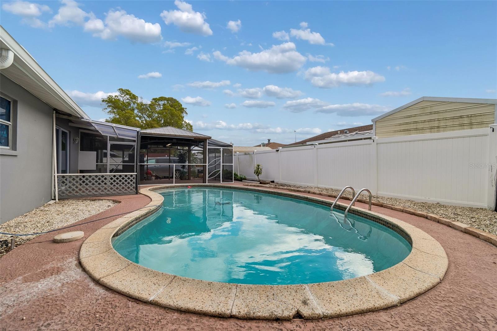 Image 30 of 35 For 5803 Tampa Shores Boulevard