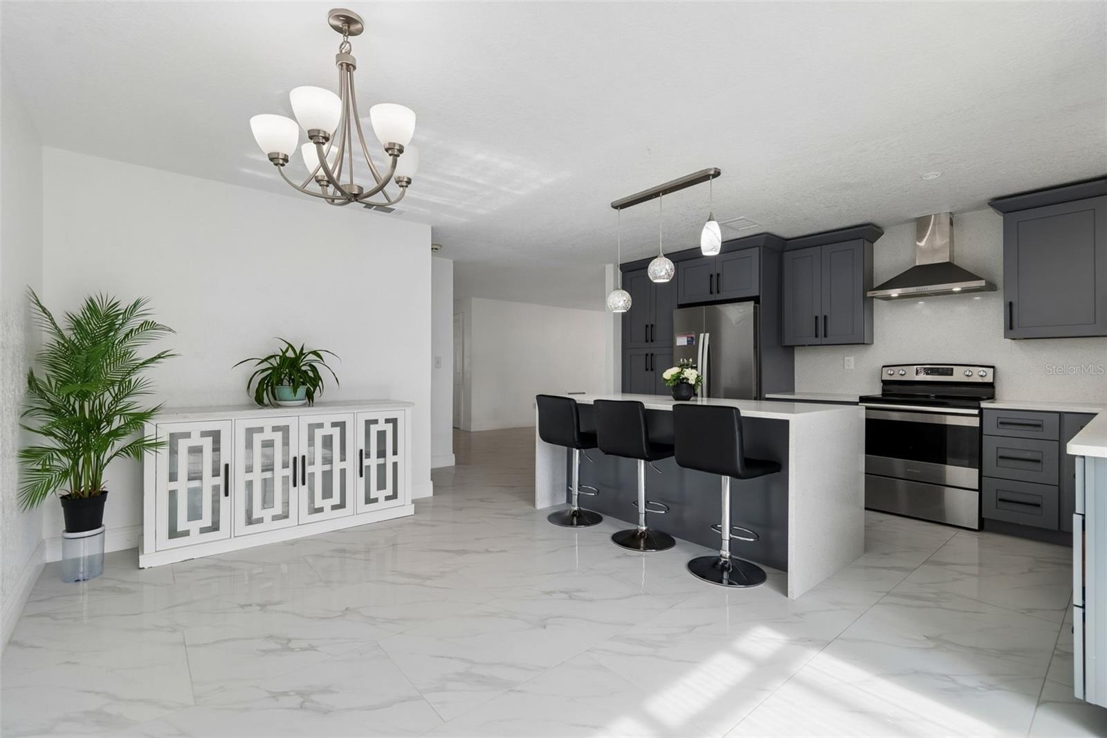 Image 5 of 35 For 5803 Tampa Shores Boulevard