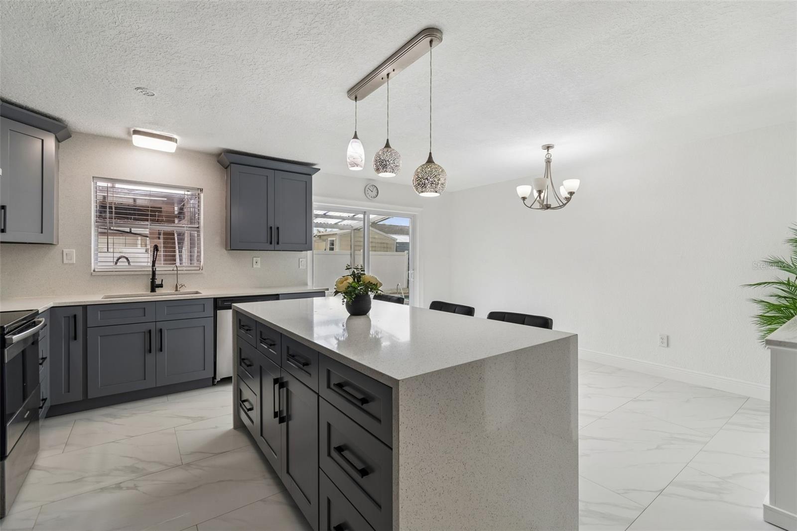 Image 9 of 35 For 5803 Tampa Shores Boulevard