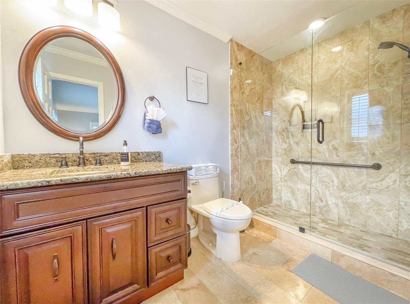 Listing photo id 22 for 2102 Kyra Drive