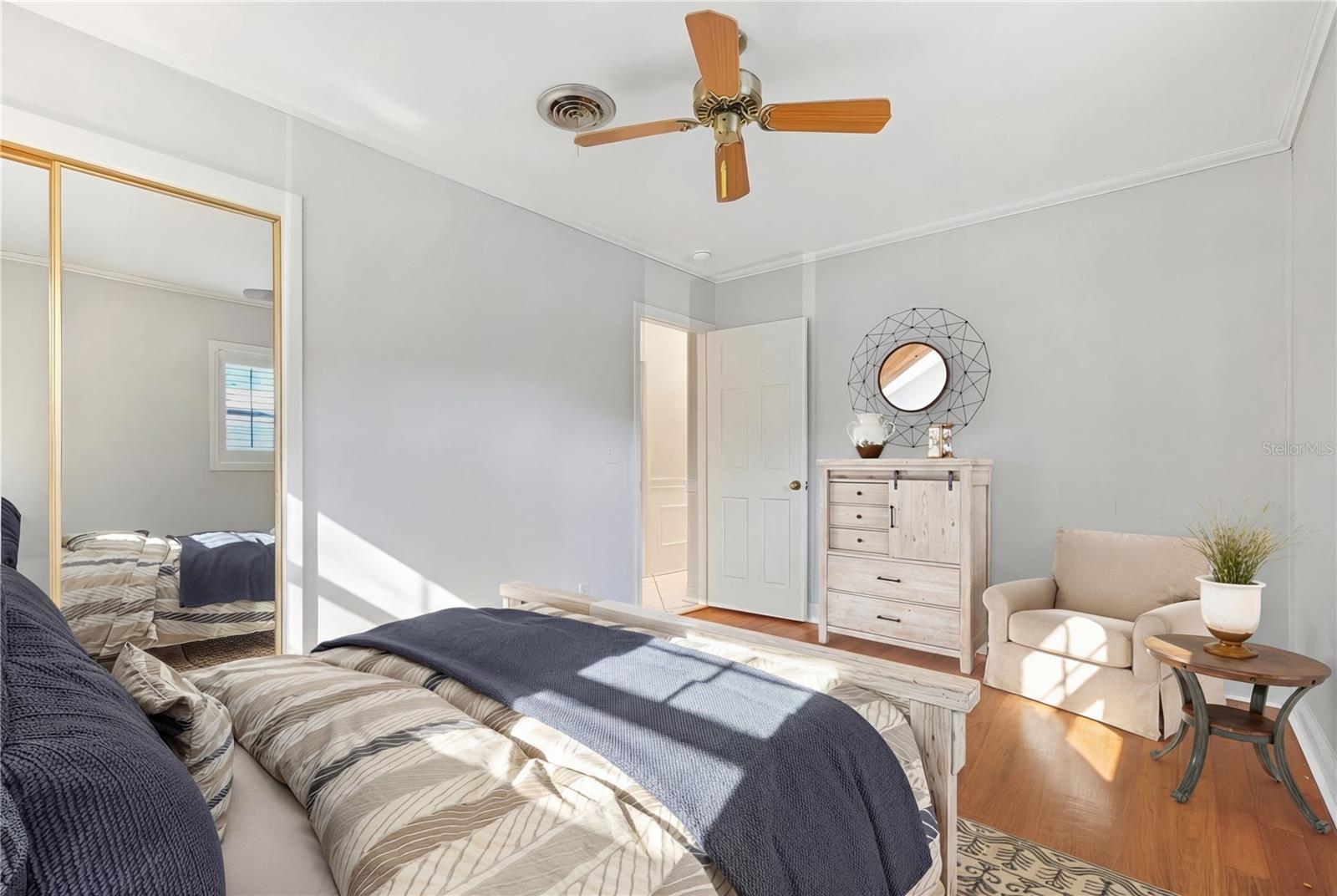 Listing photo id 24 for 2102 Kyra Drive