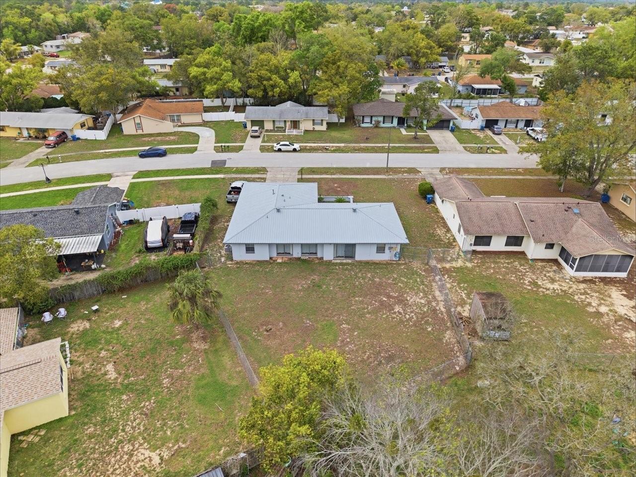 Image 37 of 43 For 4464 Bromley Avenue