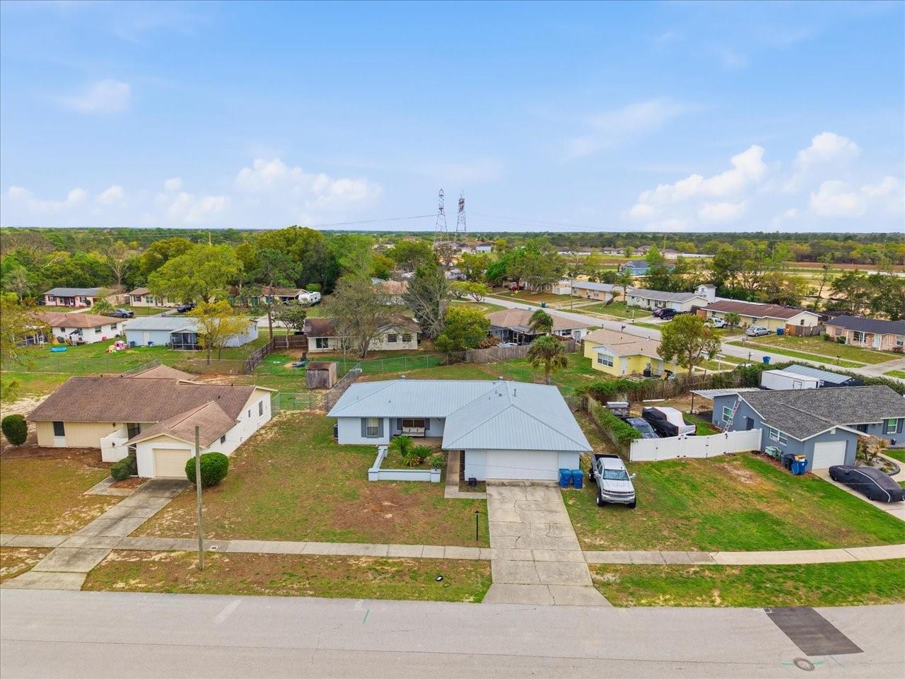 Image 40 of 43 For 4464 Bromley Avenue