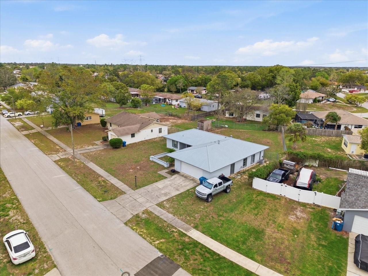 Image 41 of 43 For 4464 Bromley Avenue