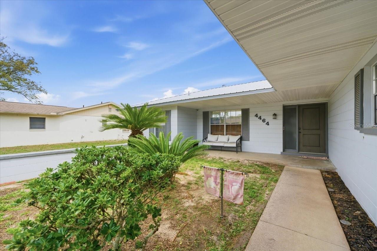 Image 8 of 43 For 4464 Bromley Avenue