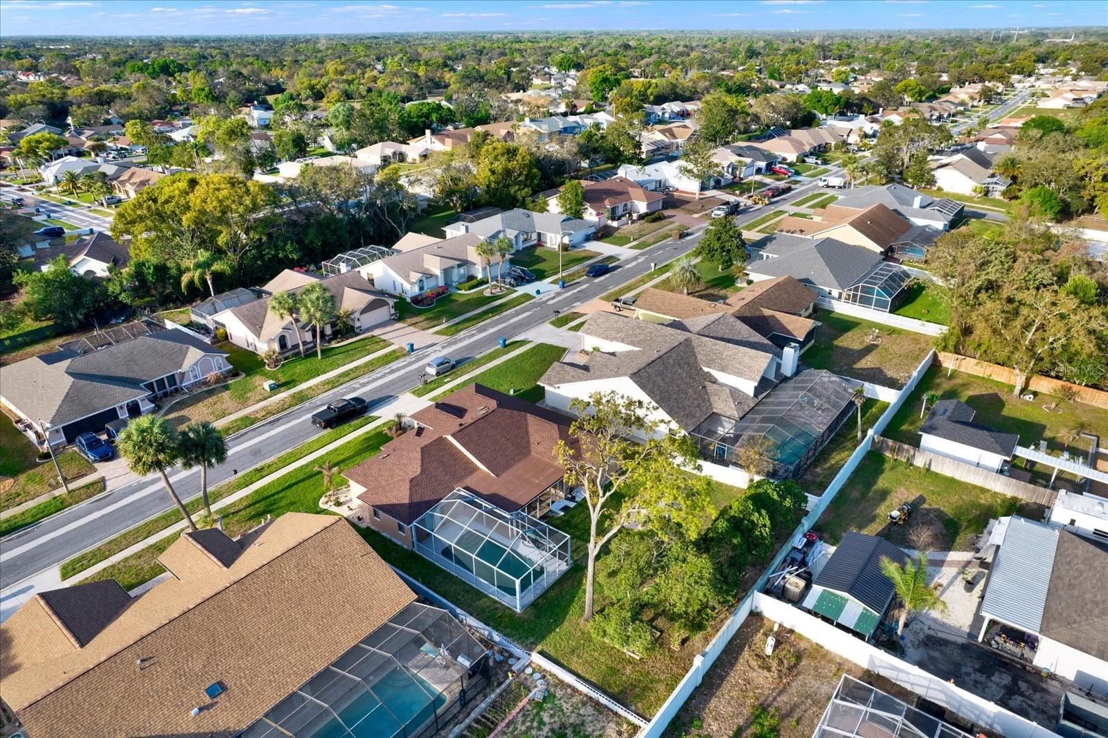 Listing photo id 22 for 1503 Overland Drive