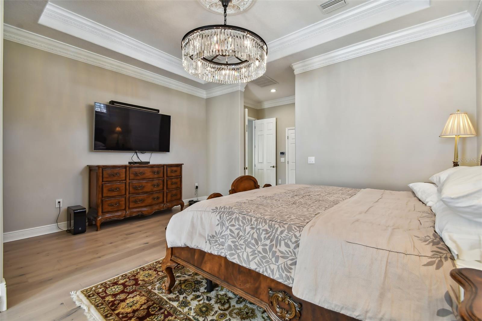 Image 28 of 100 For 10712 Pontofino Circle