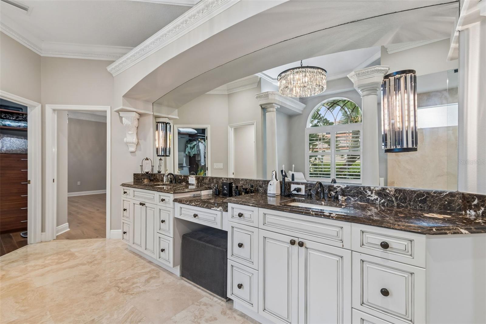 Image 30 of 100 For 10712 Pontofino Circle