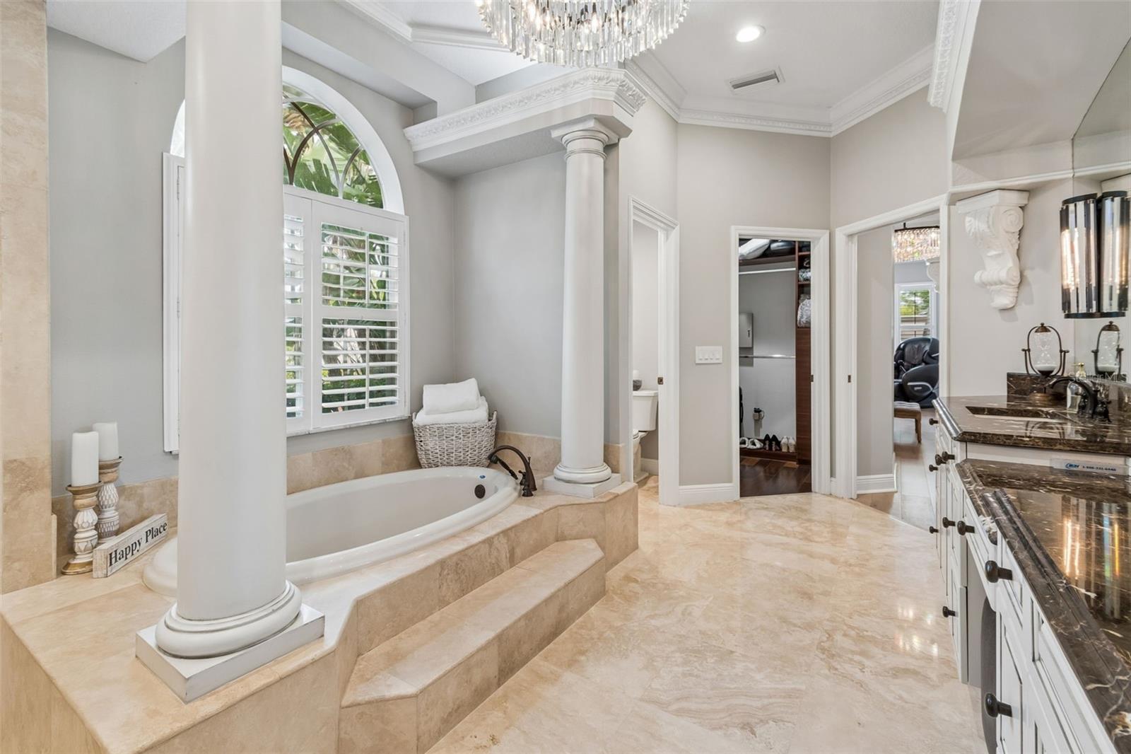 Image 31 of 100 For 10712 Pontofino Circle