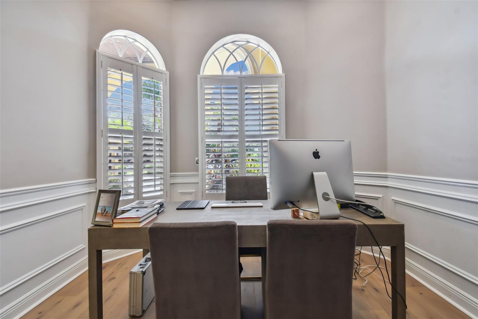 Image 38 of 100 For 10712 Pontofino Circle