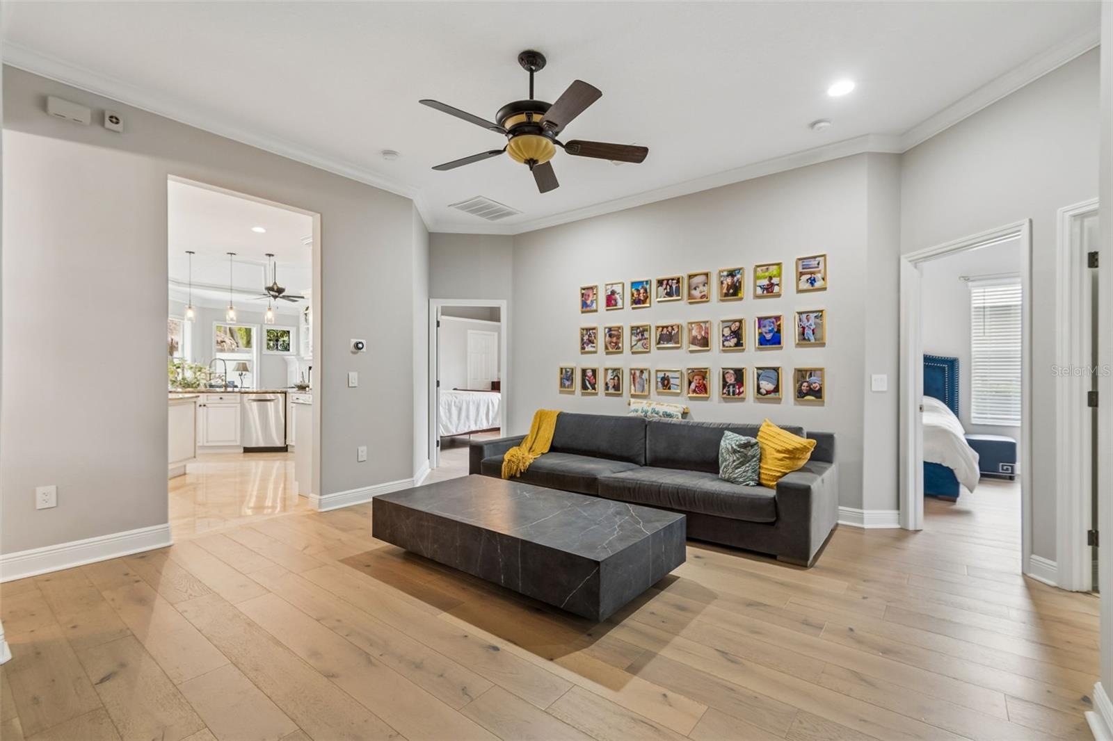 Image 42 of 100 For 10712 Pontofino Circle