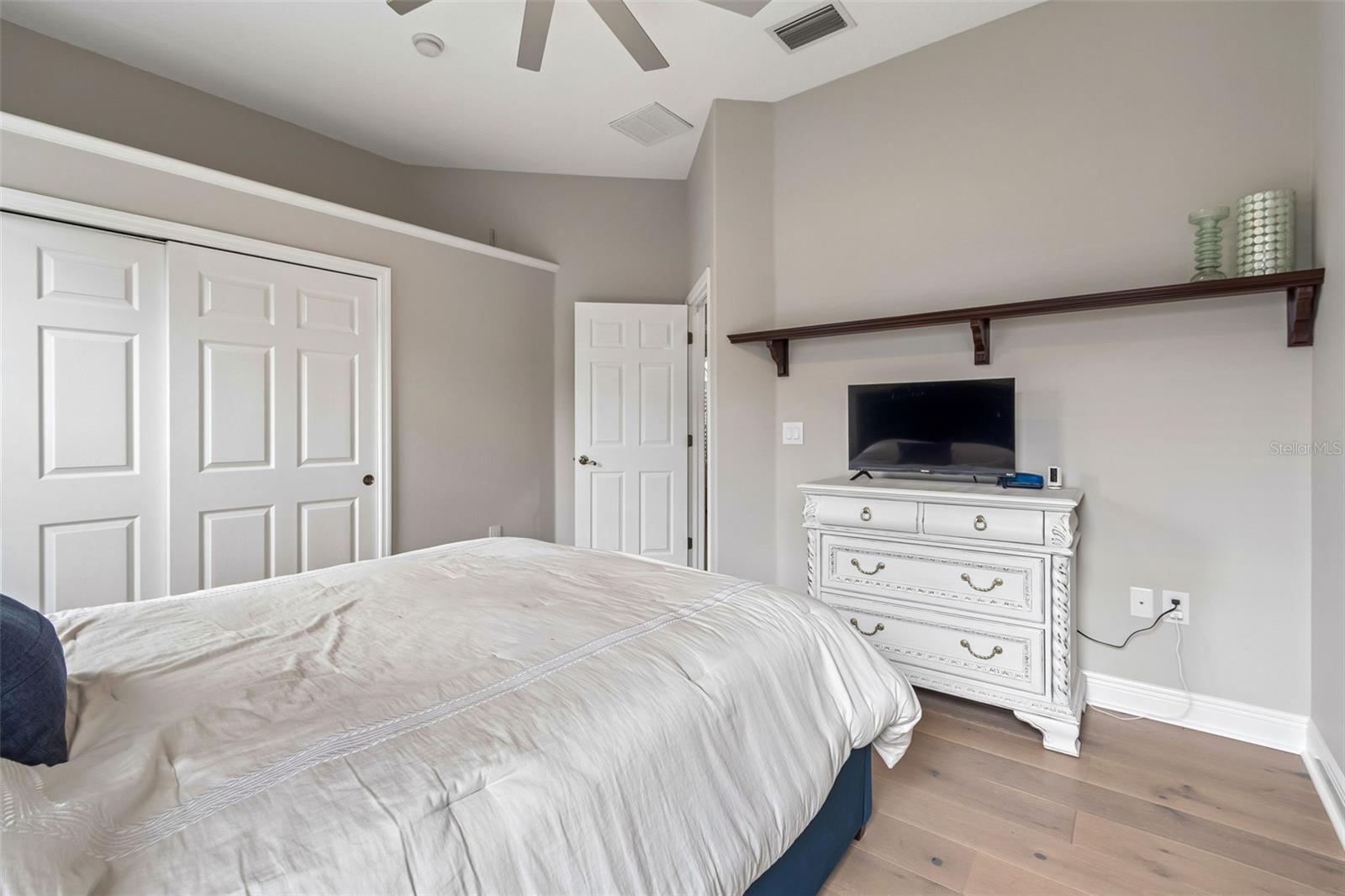 Image 47 of 100 For 10712 Pontofino Circle