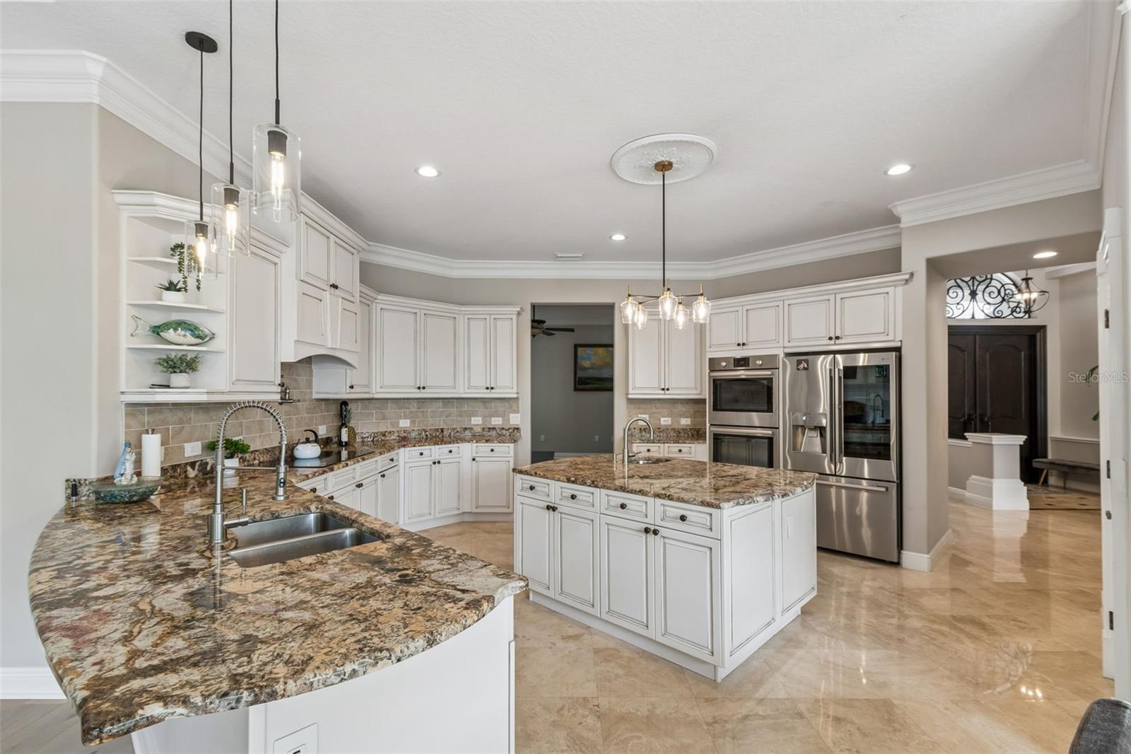 Image 87 of 100 For 10712 Pontofino Circle