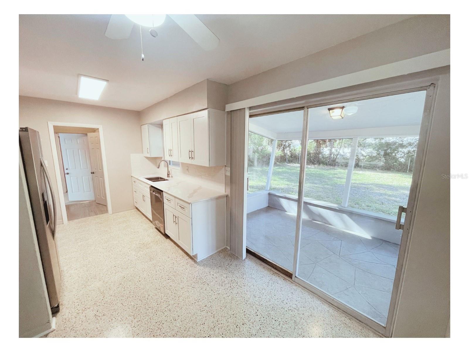 Image 8 of 20 For 5841 4th Avenue N