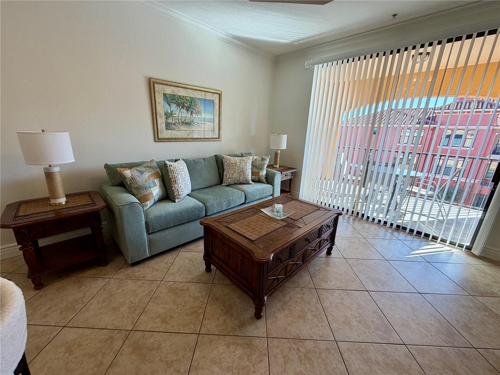 Image 16 of 22 For 2723 Via Capri  834