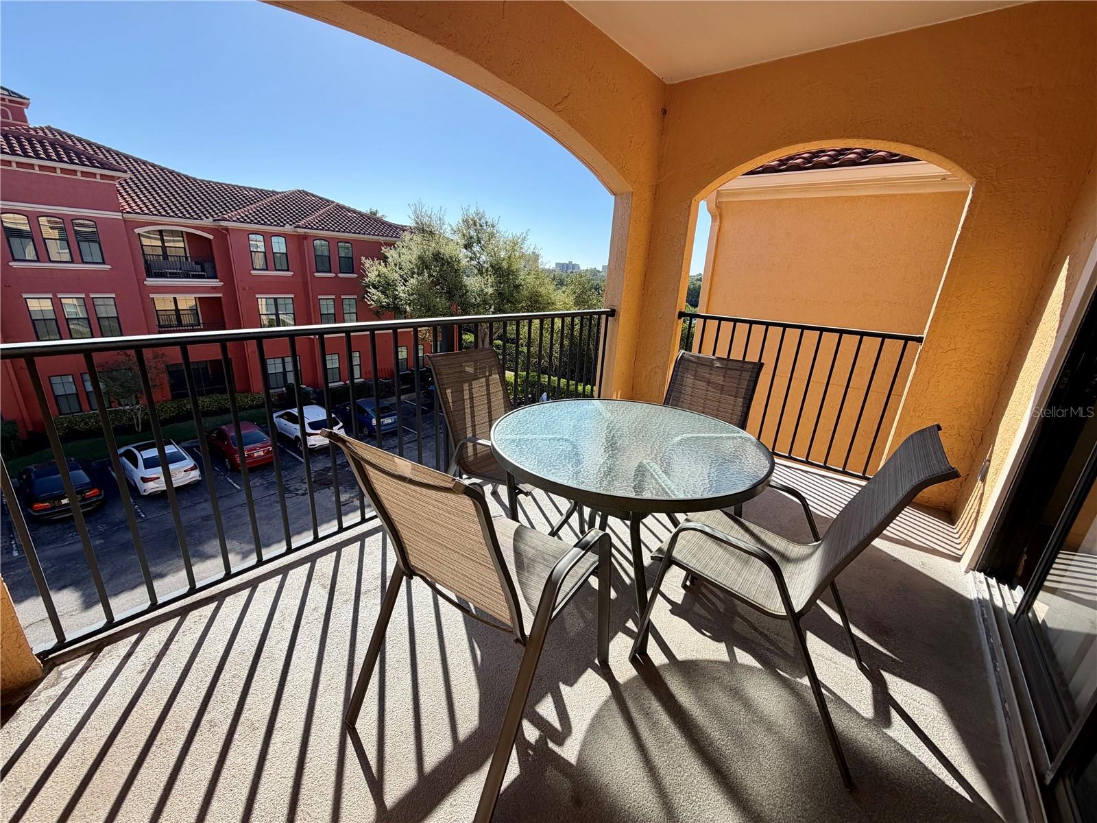 Image 18 of 22 For 2723 Via Capri  834