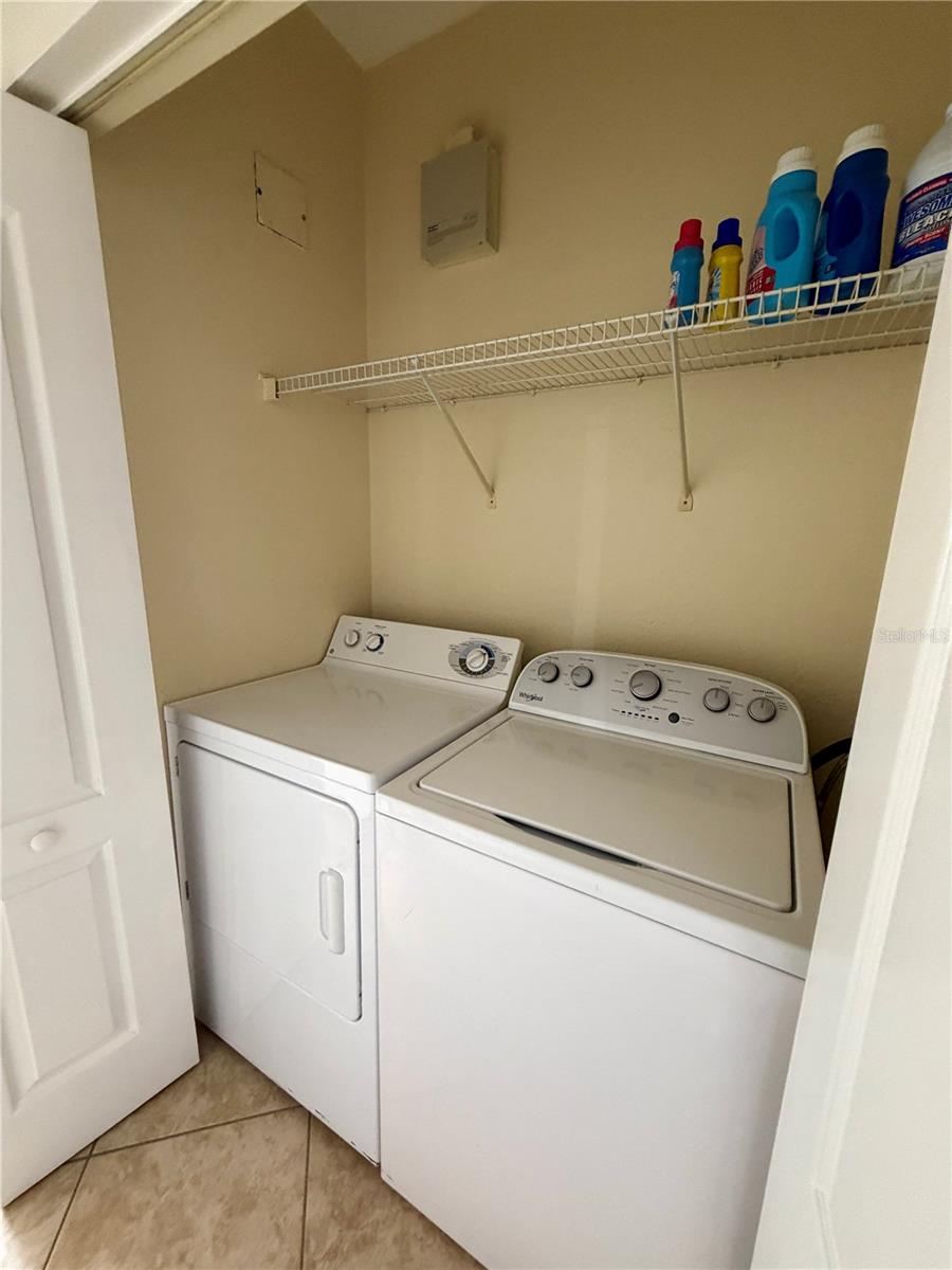 Image 20 of 22 For 2723 Via Capri  834