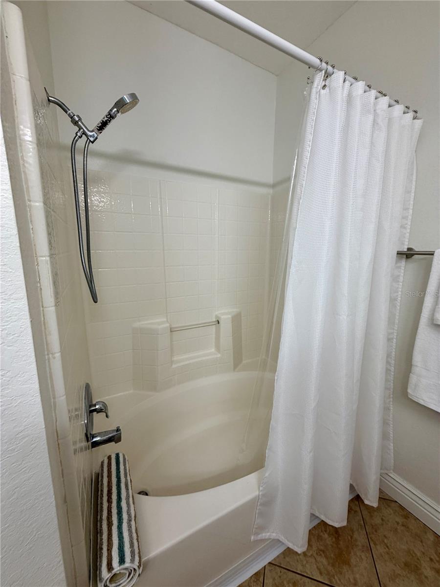 Image 7 of 22 For 2723 Via Capri  834