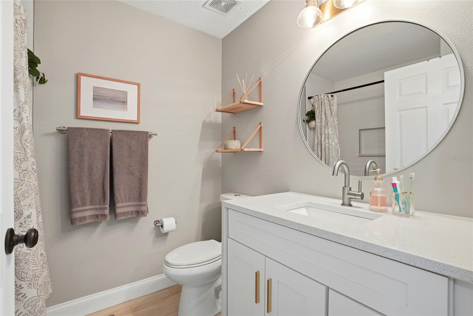 Image 10 of 53 For 6052 114th Avenue N