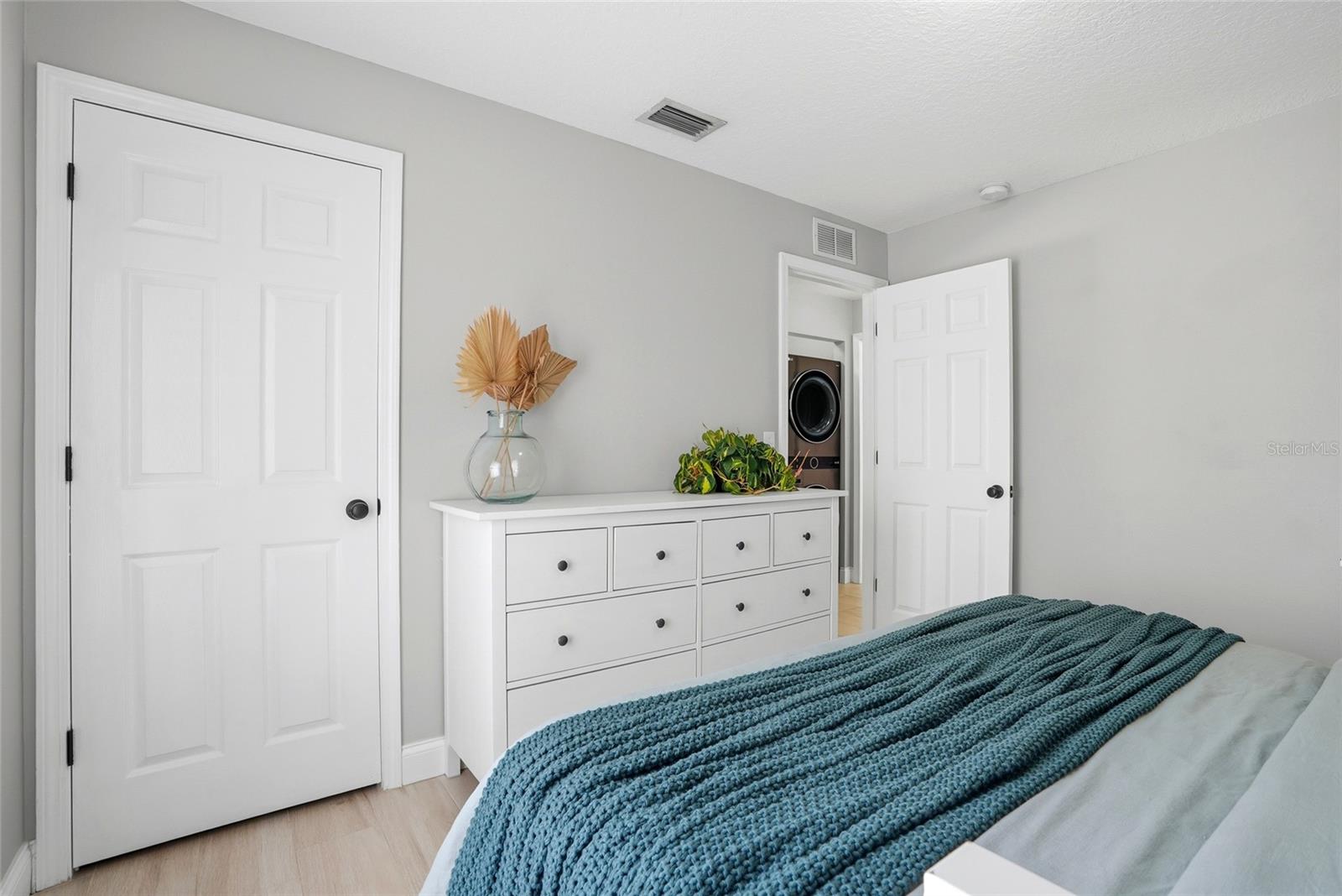 Image 34 of 53 For 6052 114th Avenue N