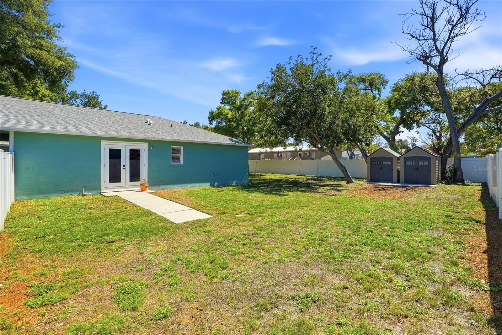 Image 43 of 53 For 6052 114th Avenue N