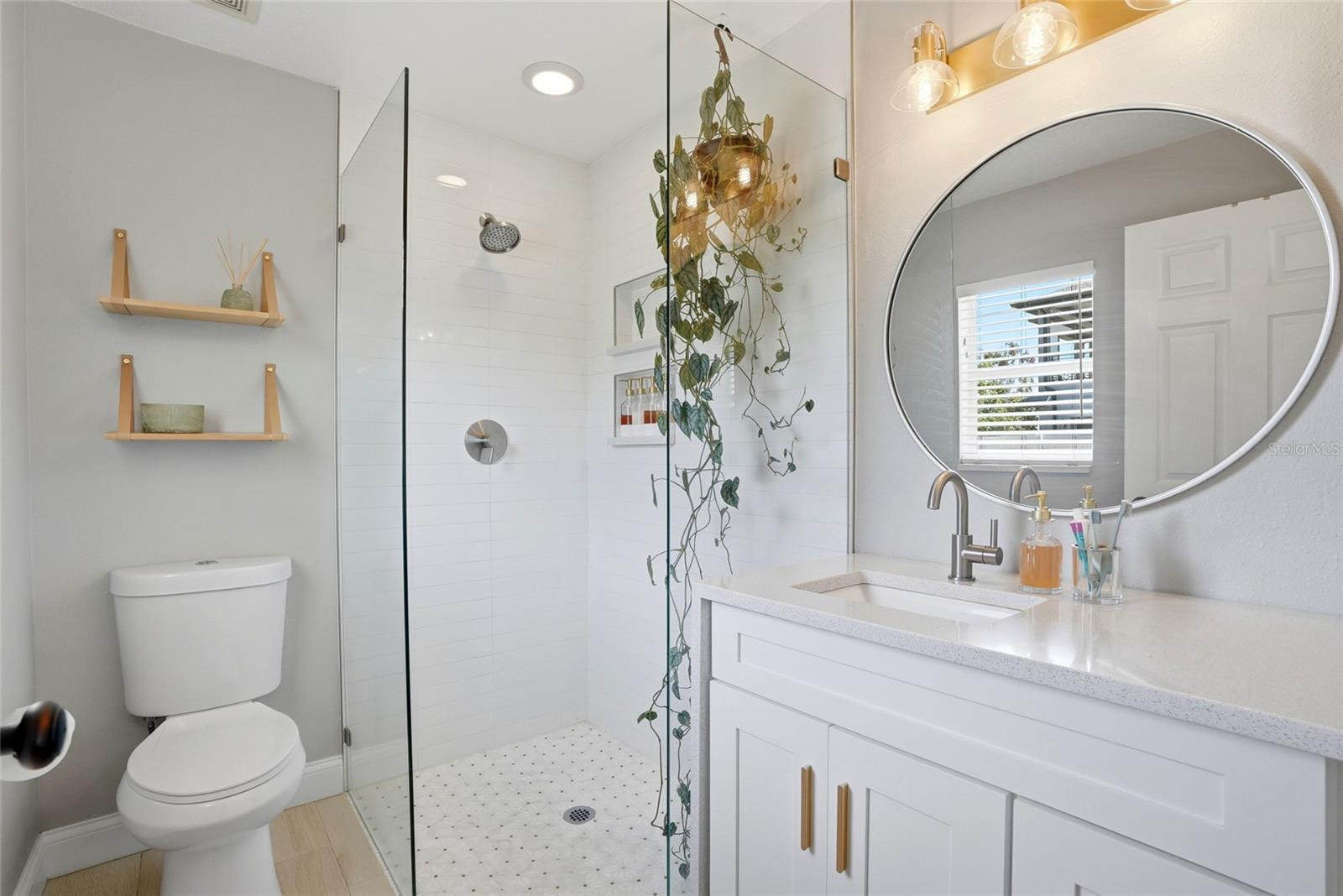 Image 6 of 53 For 6052 114th Avenue N