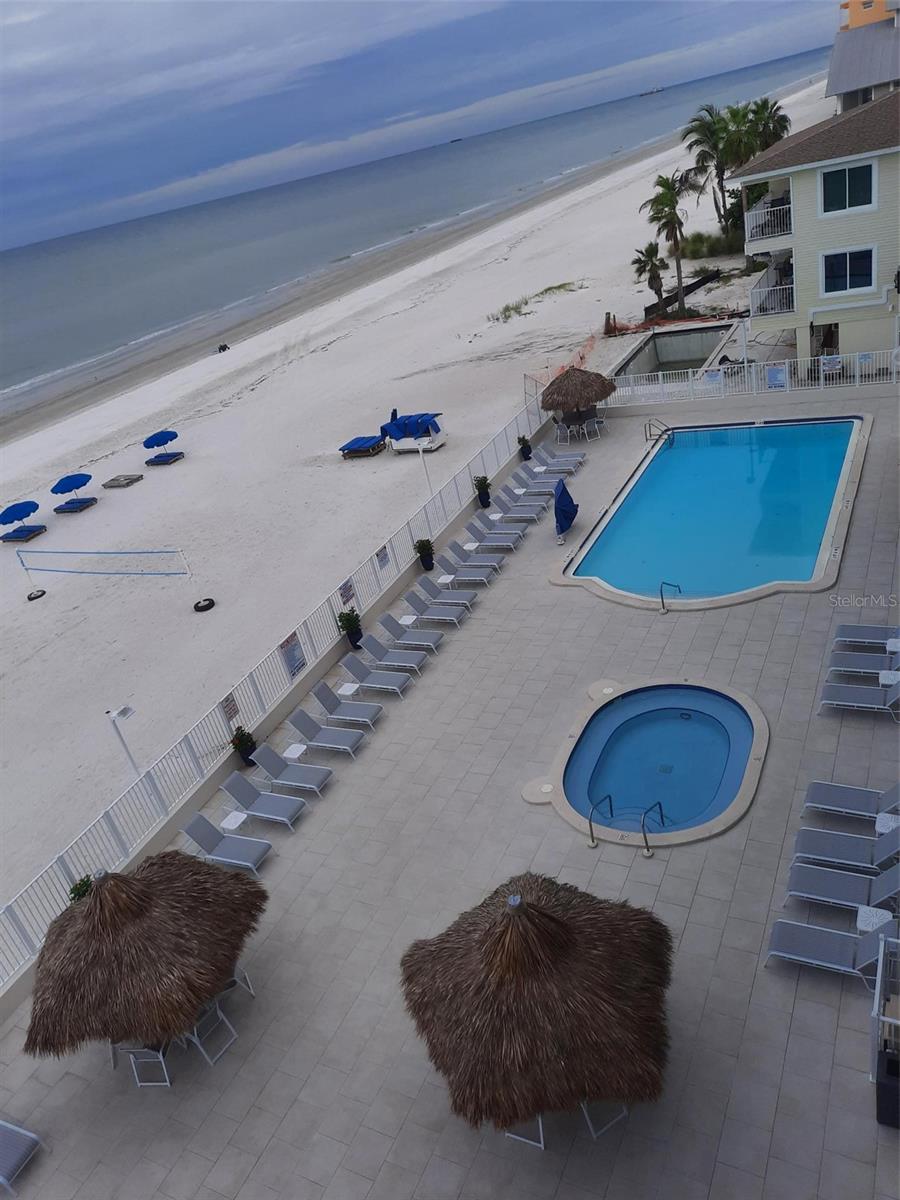 Image 4 of 6 For 18500 Gulf Boulevard 404