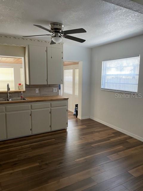 Image 13 of 24 For 4083 30th Avenue N