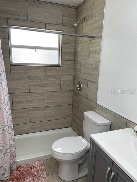 Image 17 of 24 For 4083 30th Avenue N