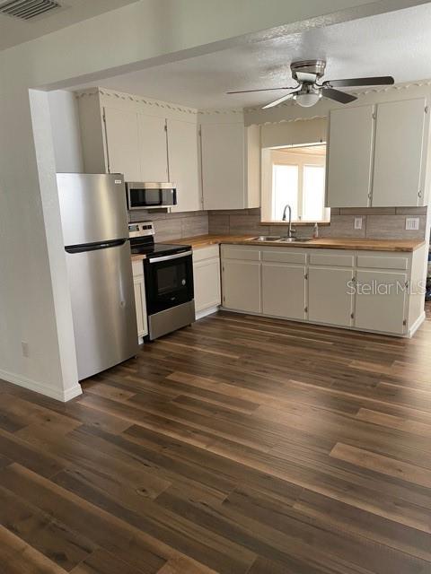 Image 4 of 24 For 4083 30th Avenue N