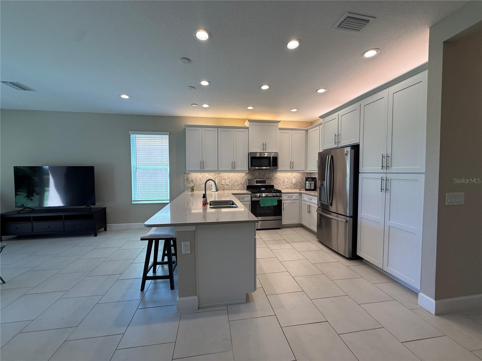 Image 10 of 60 For 3060 Mountain Spruce Terrace