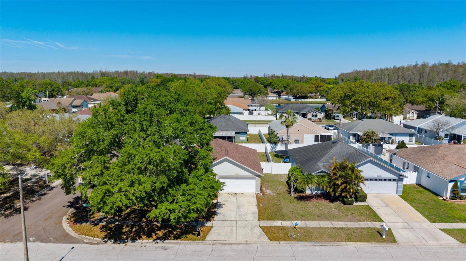 Image 35 of 44 For 5931 Taywood Drive