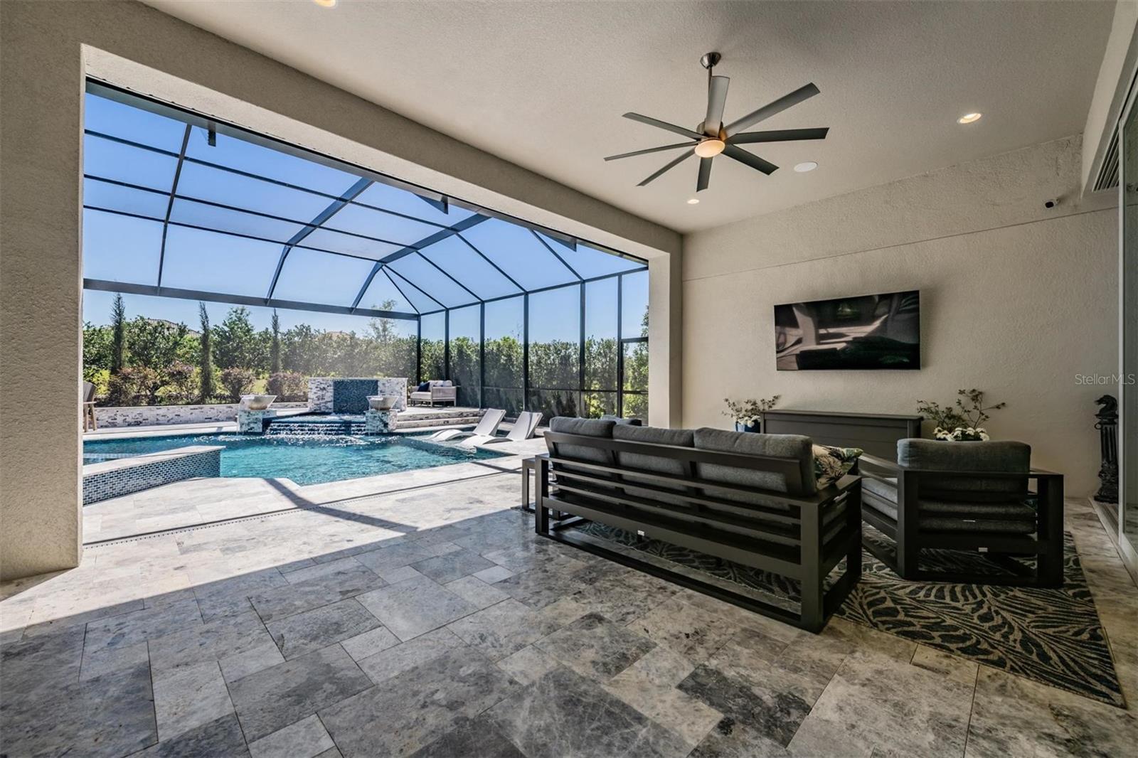 Image 16 of 37 For 13801 Carryback Drive