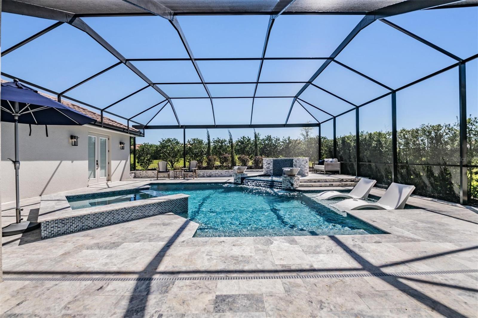 Image 17 of 37 For 13801 Carryback Drive