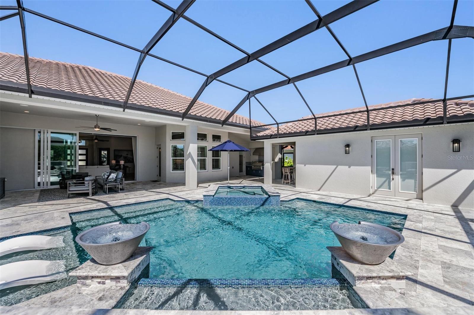 Image 19 of 37 For 13801 Carryback Drive