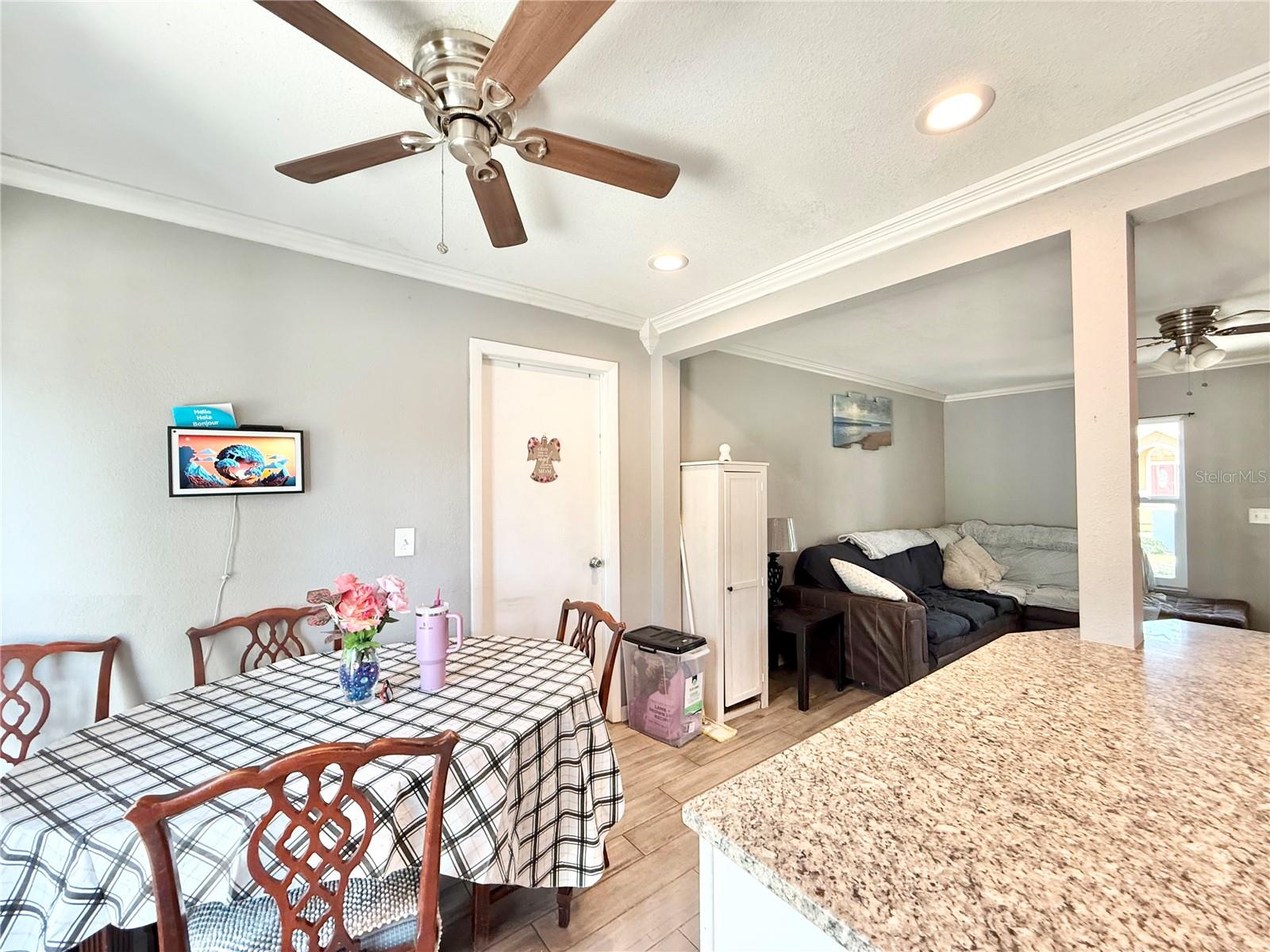 Image 11 of 24 For 1784 Taylor Lake Place