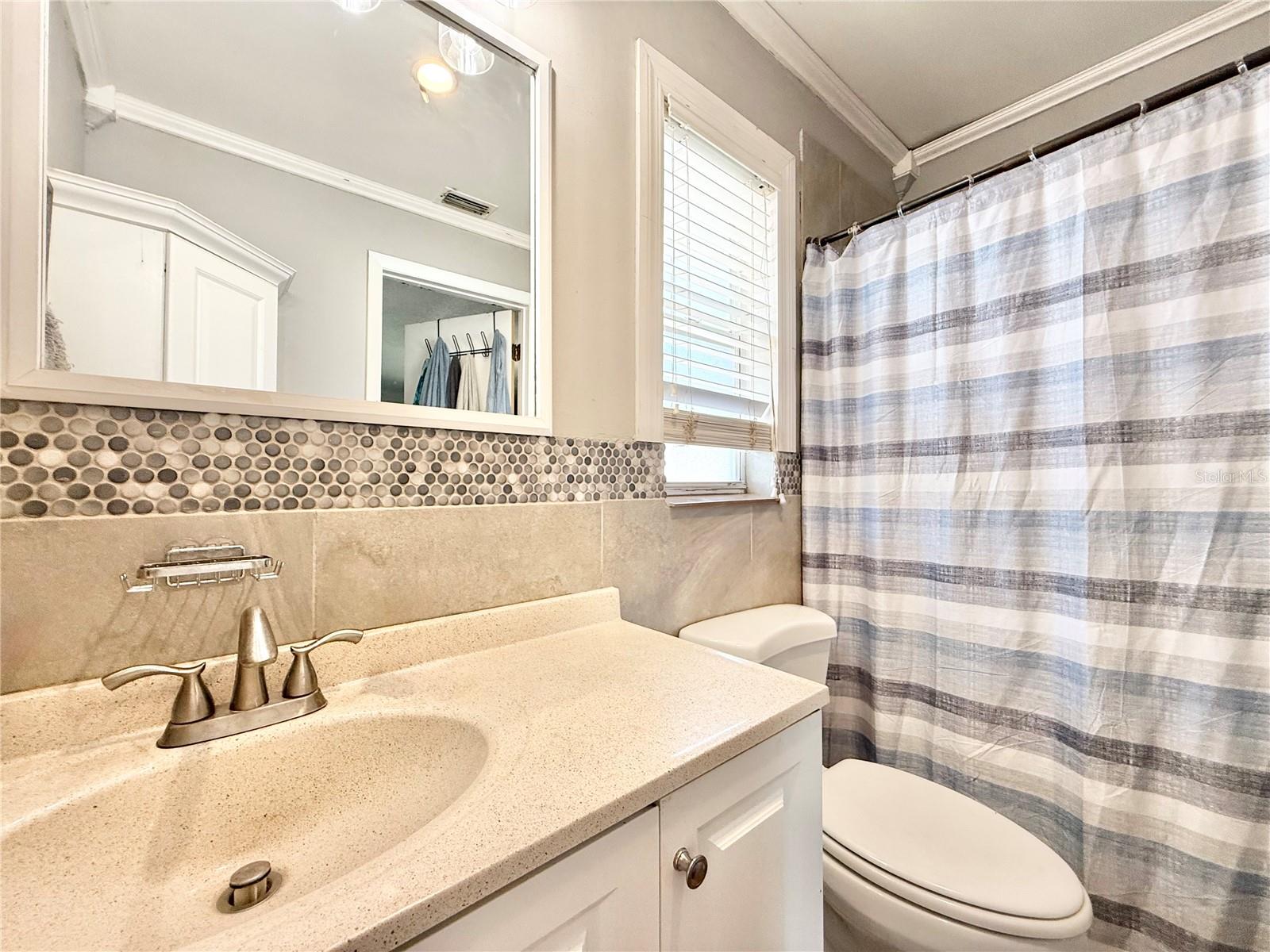 Image 15 of 24 For 1784 Taylor Lake Place