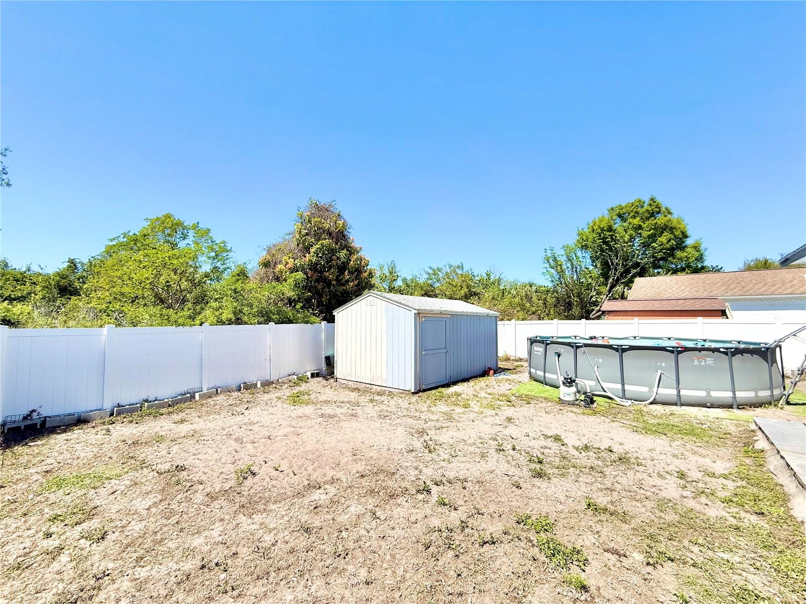 Image 19 of 24 For 1784 Taylor Lake Place