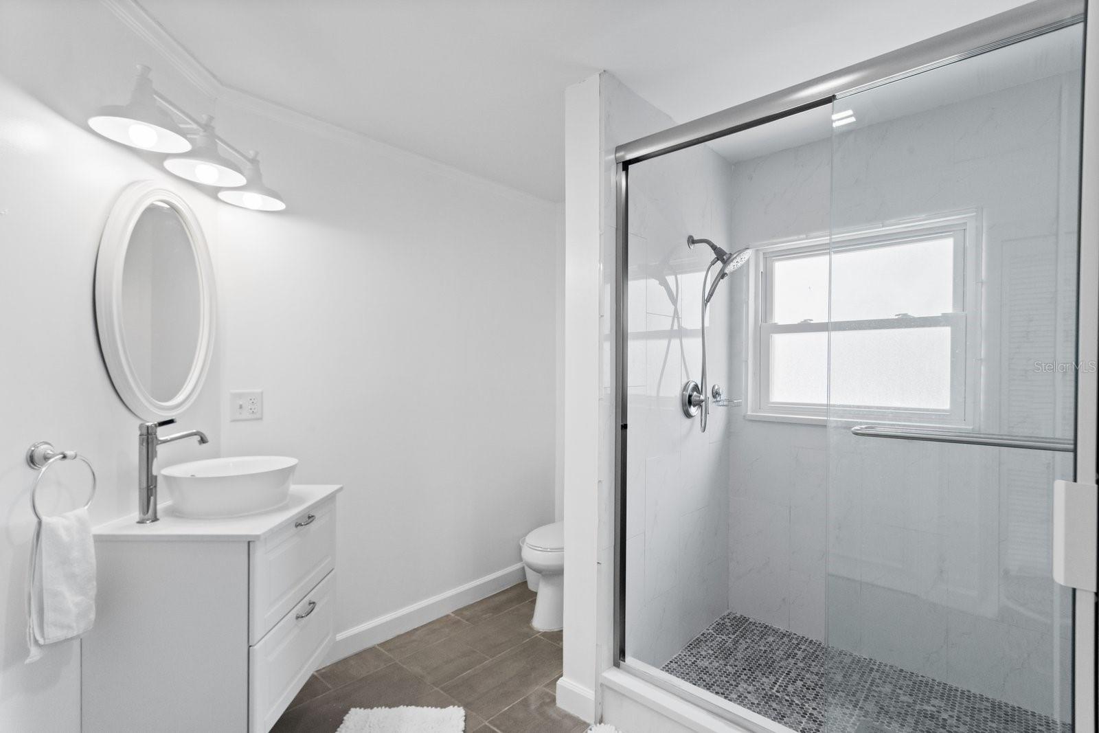 Image 18 of 39 For 3401 Manatee Drive Se